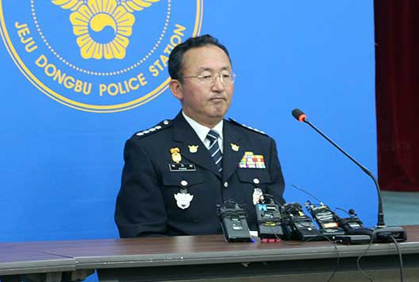 박기남 제주동부경찰서장이 11일 전 남편을 살해한 혐의로 구속된 고유정 사건과 관련해 최종 브리핑을 하고 있다.