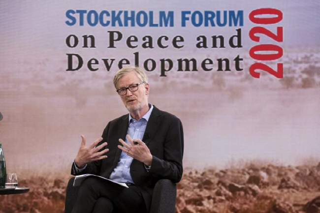 제4회 제주4.3평화상 수상자인 스웨덴 스톡홀름 국제평화연구소 댄 스미스 소장.