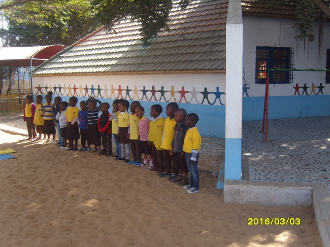 인근 유치원 아이들의 활동 모습