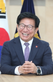 김경학 도의회의장