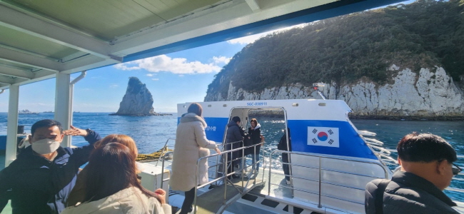 대만 현지 여행사 초청 팸투어에서 서귀포 잠수함 여행 등 제주도내 곳곳 관광자원을 둘러봤다.